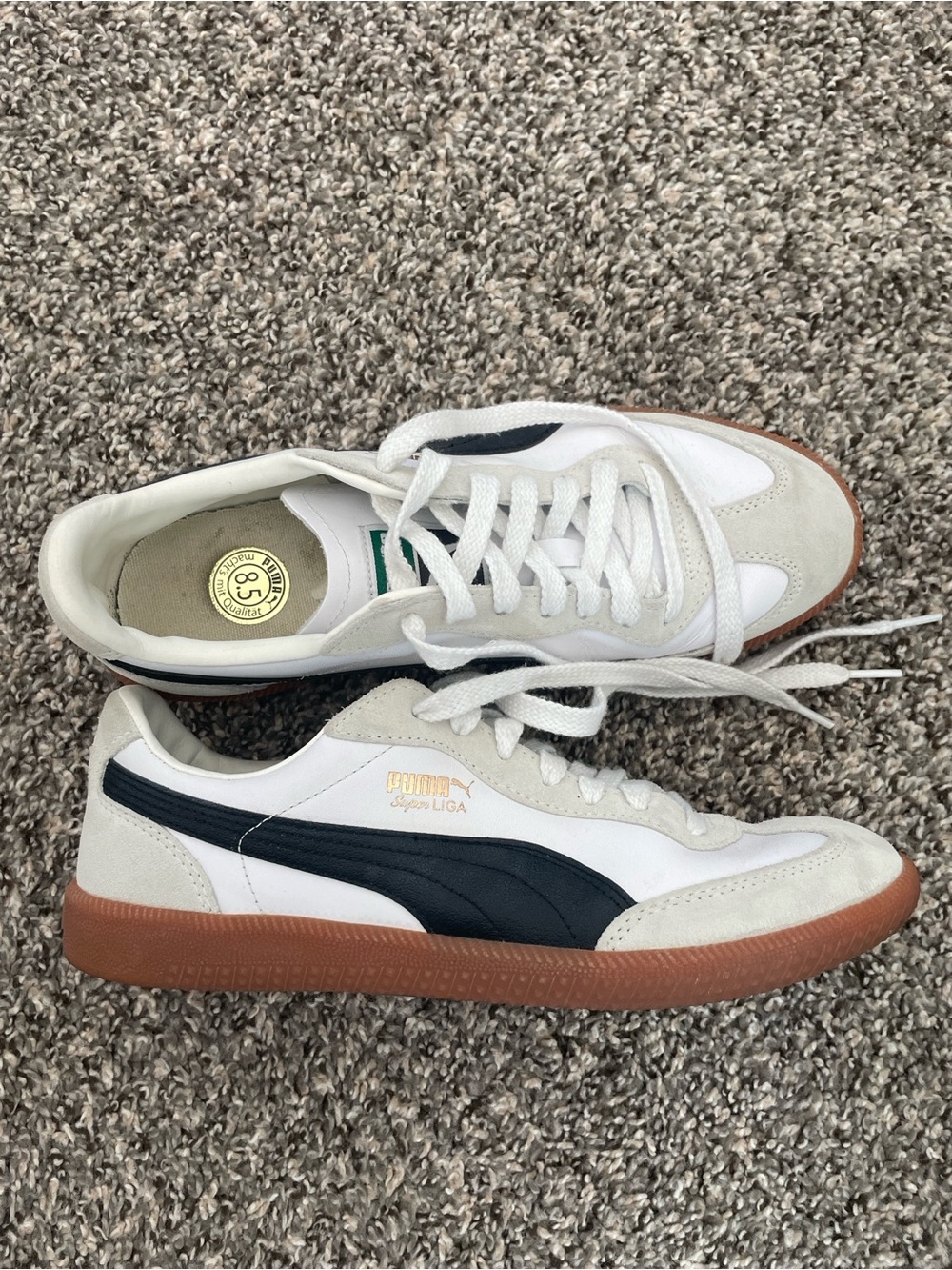 Puma super Liga White Sneakers with Black Stripe - Sz 8.5/10.5